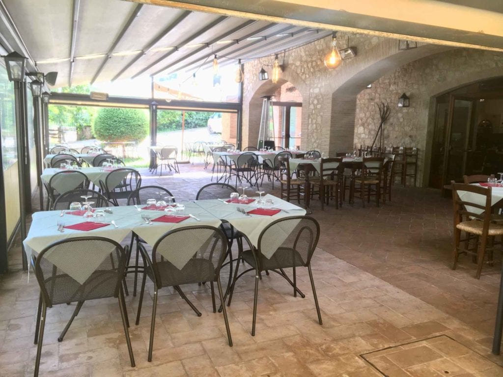 il ristorante a Norcia, la Taverna de' Massari, interni